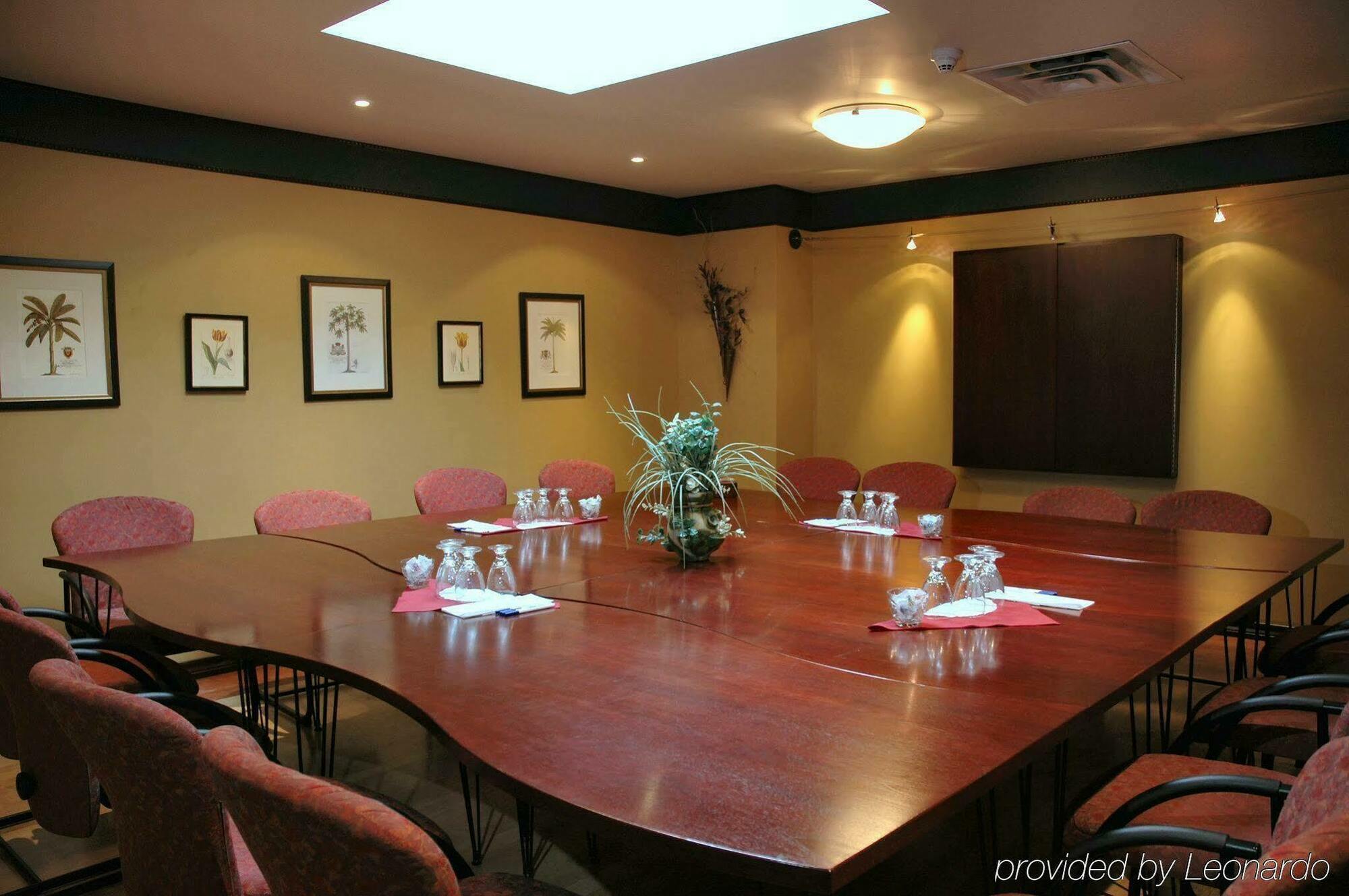 Holiday Inn Express Hotel & Suites Charlottetown By Ihg Зручності фото